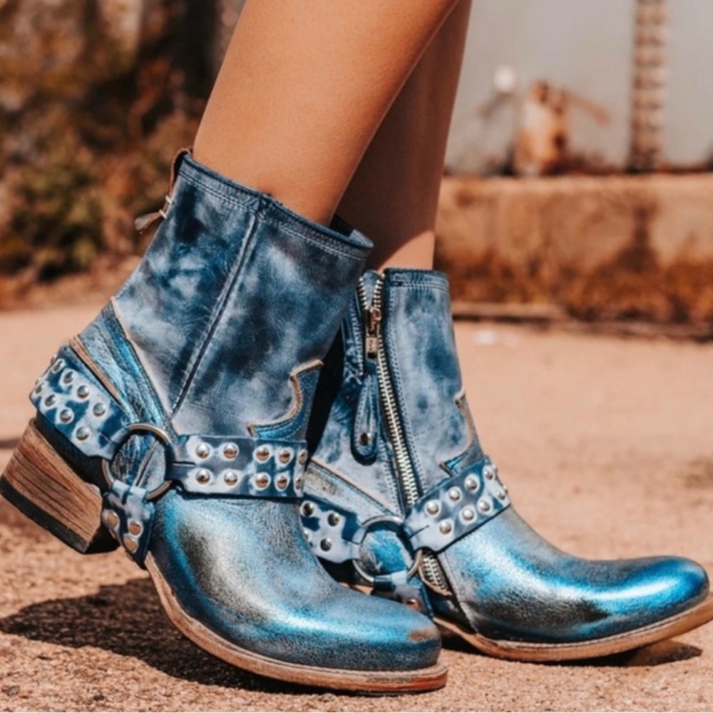 Freebird by Steven Ramone Metallic Blue multi Ankle Boots